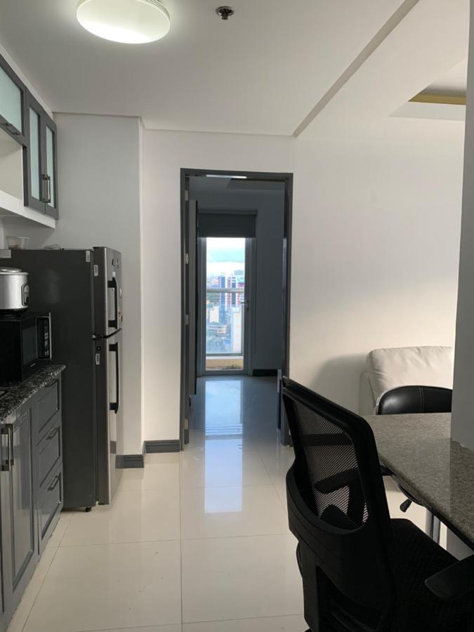 1 Bedroom With Balcony, Fully Furnished Overlooking Manila Bay At Birch Tower, Malate, Manila Exterior foto